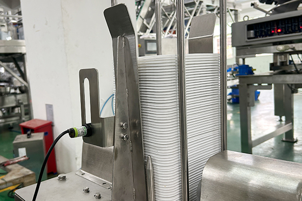 <h3><strong>High Efficiency &amp; Precision, Automated Upgrade</strong></h3> 