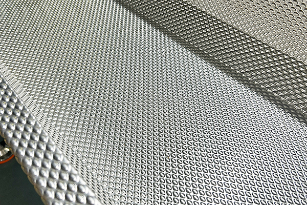 <h3><strong>Durable &amp; Customizable Build</strong></h3> 