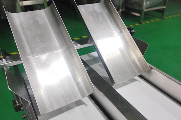 <h3><strong>Universal · Linkable · Customizable</strong></h3> 