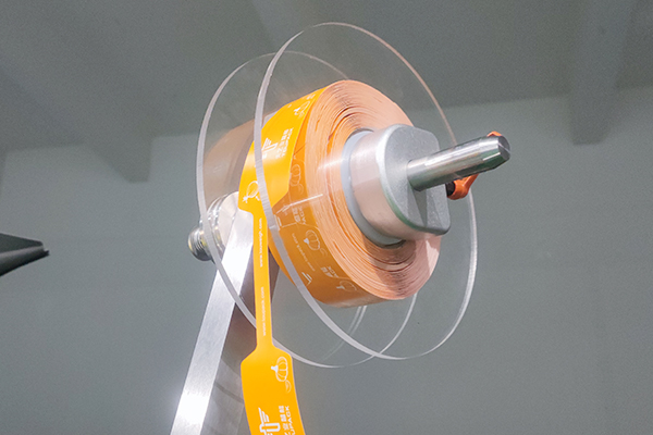 <h3><strong>Optional Supporting Devices</strong></h3> 