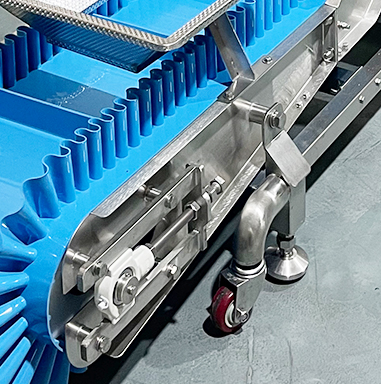Steep-incline-conveyor